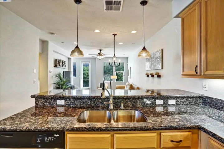 140 Selby Ln 4, Livermore, California 94551