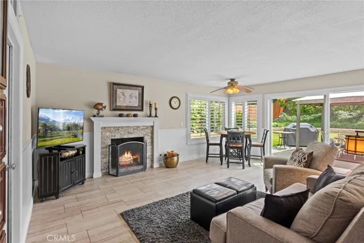 17525 La Entrada Drive, Yorba Linda, California 92886