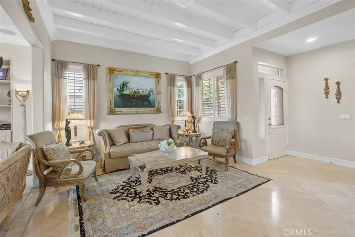 Family Room Image 2