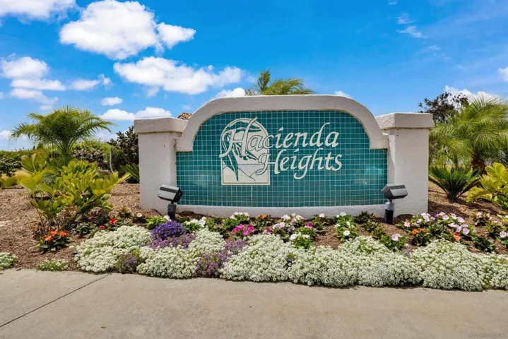 632 Paseo Rio, Vista, California 92081