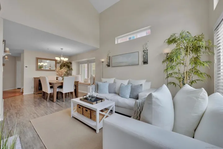 632 Paseo Rio, Vista, California 92081