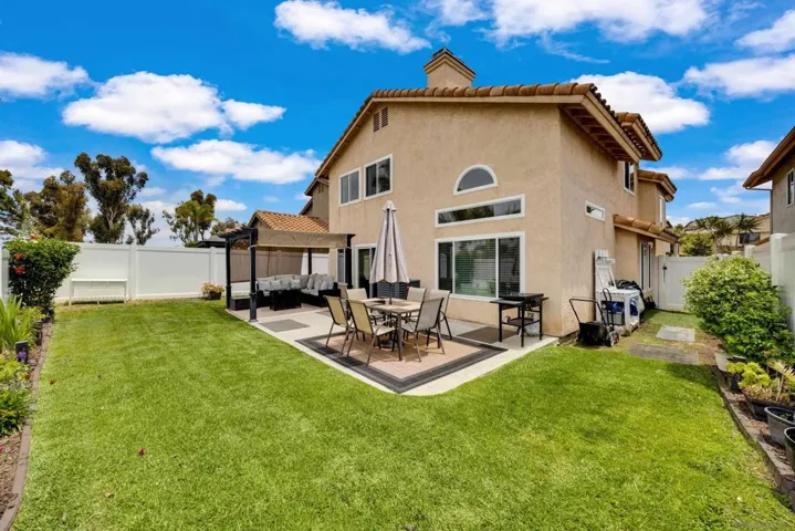 632 Paseo Rio, Vista, California 92081