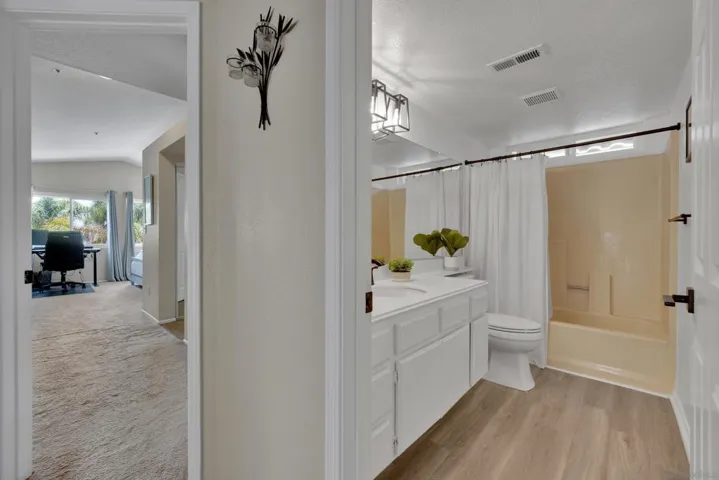 632 Paseo Rio, Vista, California 92081