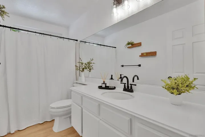 632 Paseo Rio, Vista, California 92081