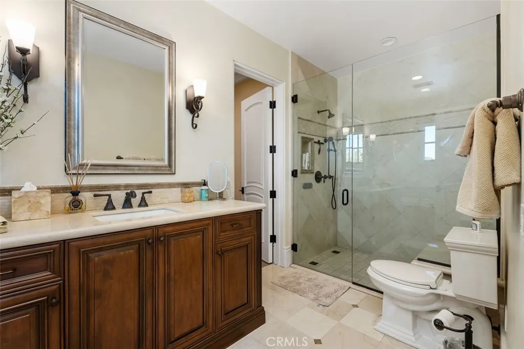 35 Shoreline Drive, Dana Point, California 92629 home-pic-57