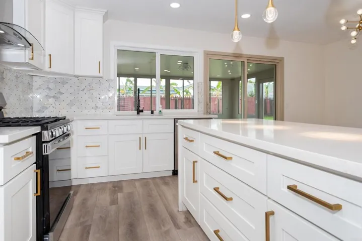 10336 Londonderry Avenue, San Diego, California 92126