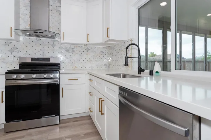 10336 Londonderry Avenue, San Diego, California 92126