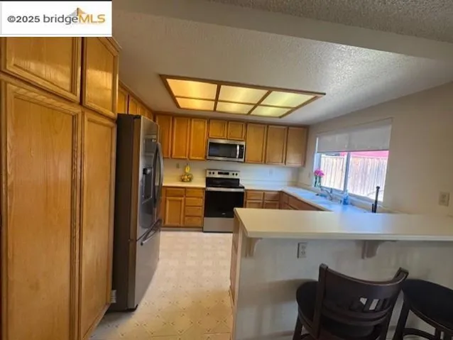 1961 Hemlock Drive, Oakley, California 94561-2211