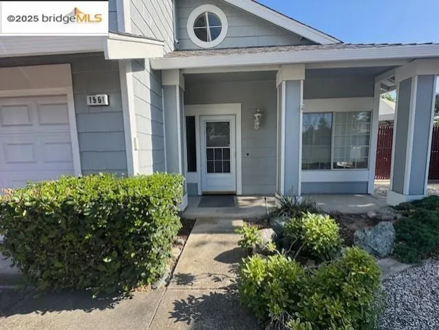 1961 Hemlock Drive, Oakley, California 94561-2211