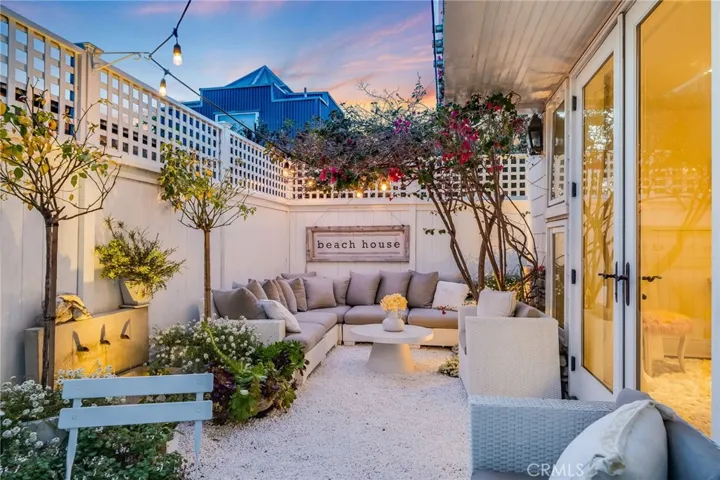 1651 Catalina, Laguna Beach, California 92651