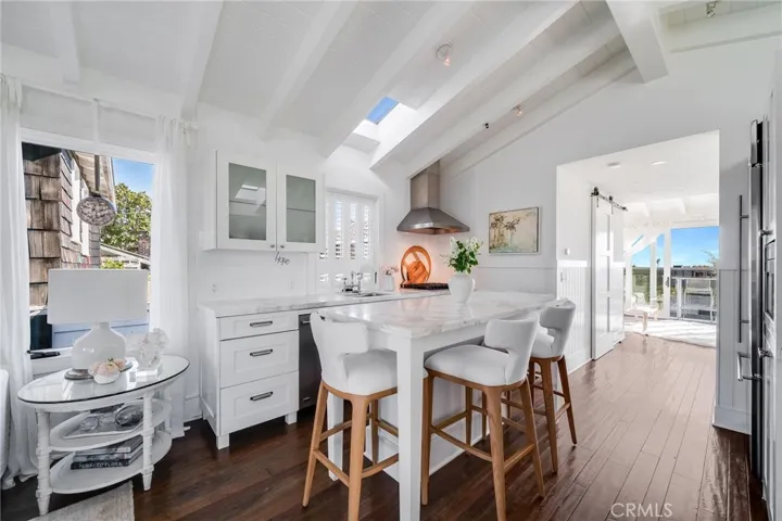 1651 Catalina, Laguna Beach, California 92651
