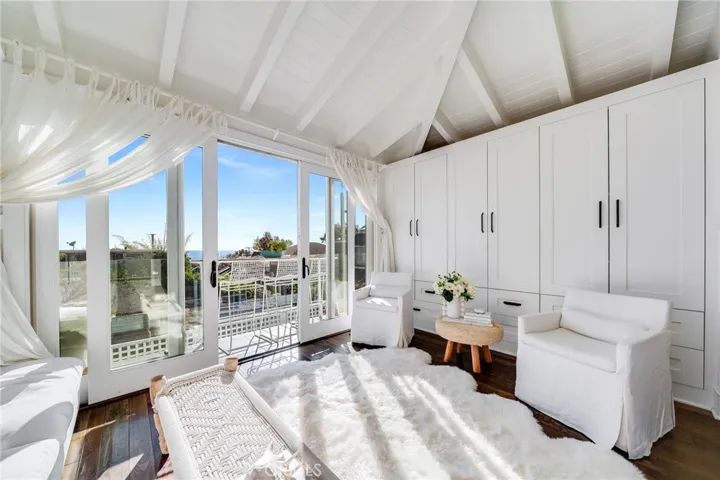 1651 Catalina, Laguna Beach, California 92651