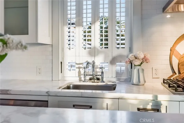 1651 Catalina, Laguna Beach, California 92651
