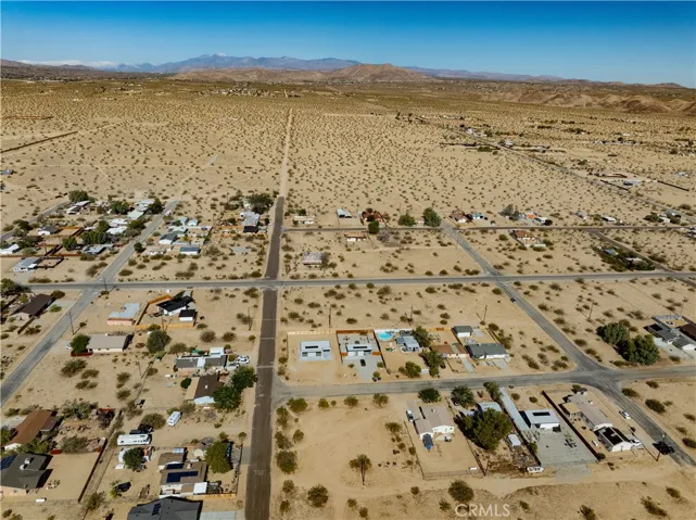 Community is growing, Popular downtown close by.