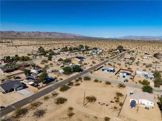 According to other listings great Airbnb potential, hiking, off road adventures, Star Gazing .