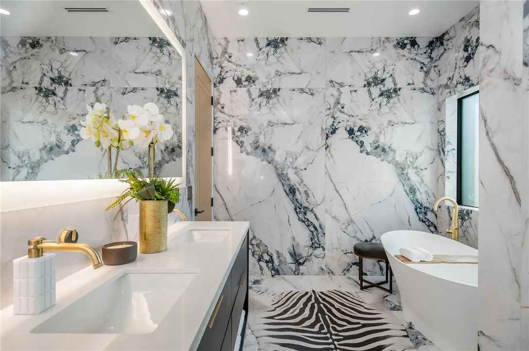 5132 Lindley Avenue, Encino, California 91316 home-pic-15