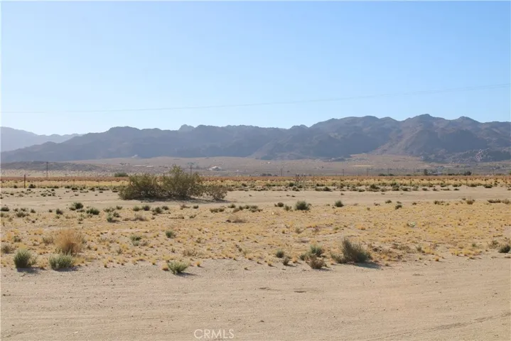 2 Ac E Broadway Street, Joshua Tree, California 92252