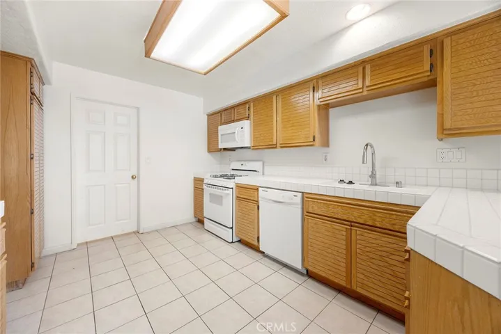 631 S Glenhurst Drive, Anaheim Hills, California 92808