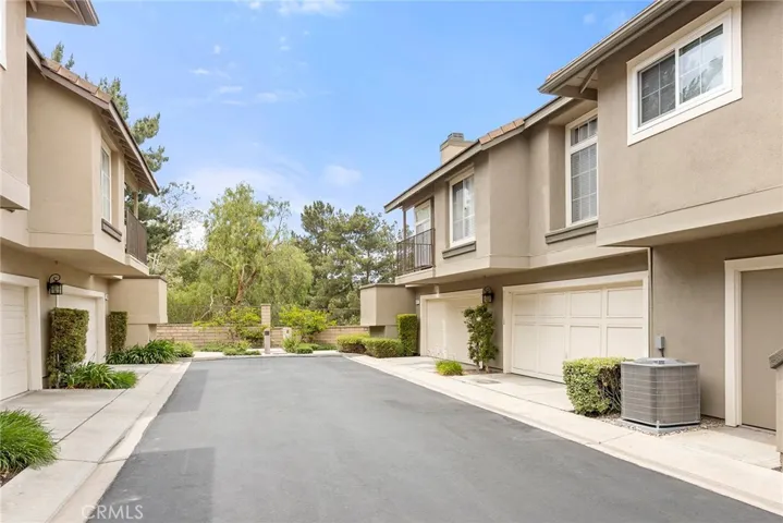 631 S Glenhurst Drive, Anaheim Hills, California 92808