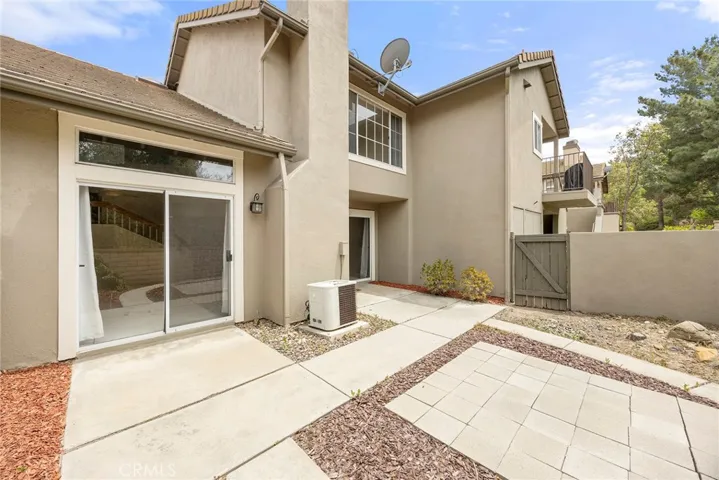 631 S Glenhurst Drive, Anaheim Hills, California 92808