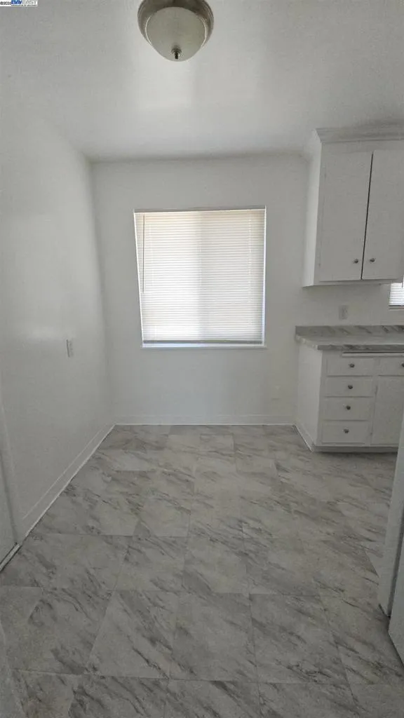7448 Lockwood St, Oakland, California 94621 home-pic-9