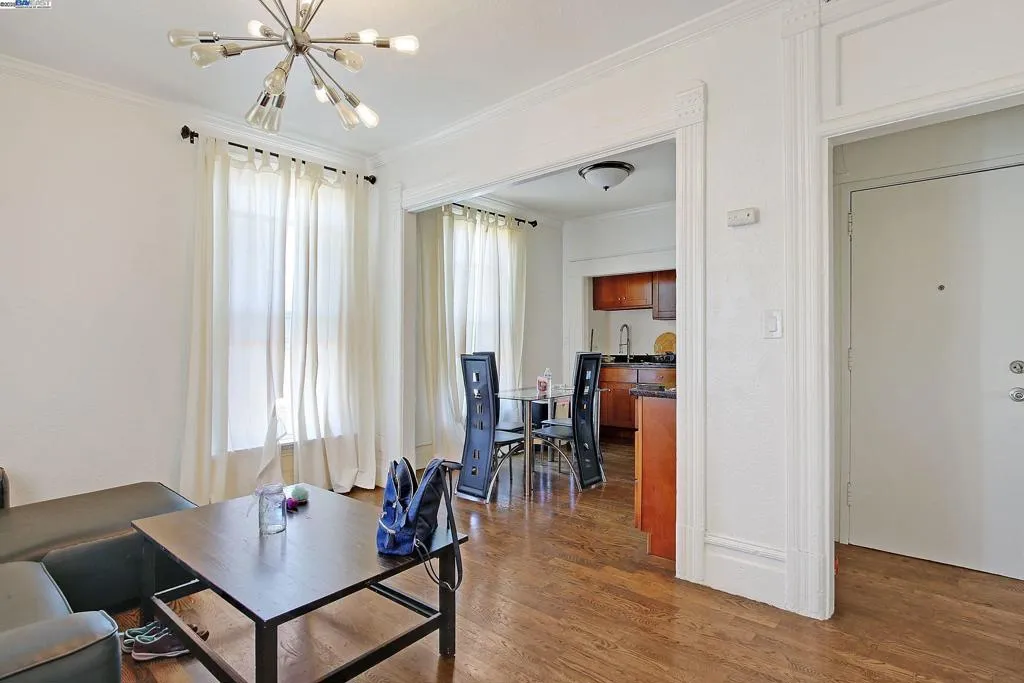 3311 E 17th St, Oakland, California 94601 home-pic-6
