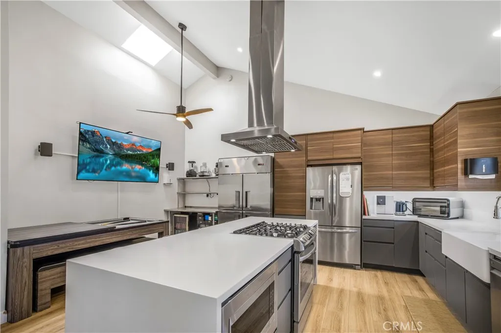 9321 Chapman Avenue 2, Garden Grove, California 92841 home-pic-4