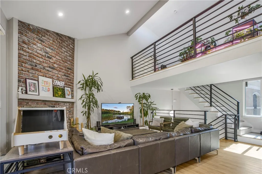 9321 Chapman Avenue 2, Garden Grove, California 92841 home-pic-0