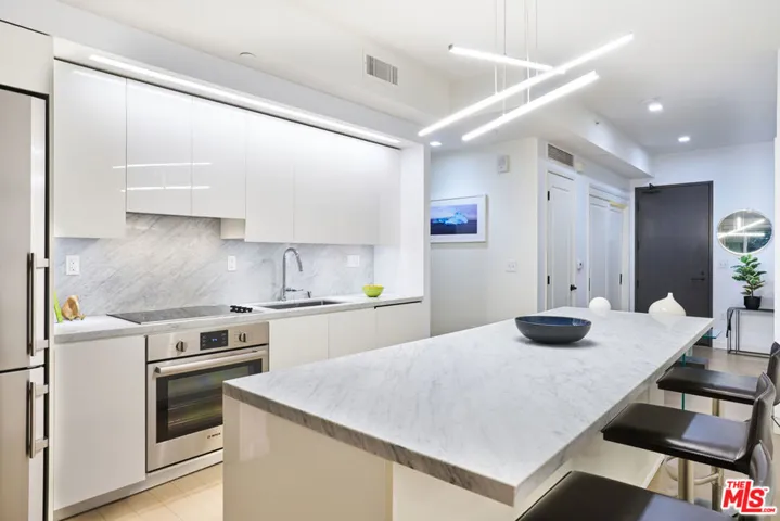 1050 S Grand Avenue 1908, Los Angeles, California 90015
