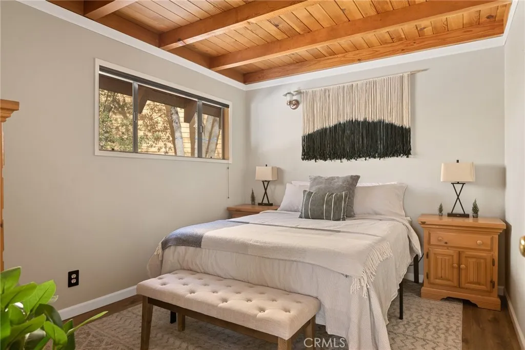32903 Canyon Drive, Green Valley Lake, California 92341 home-pic-8