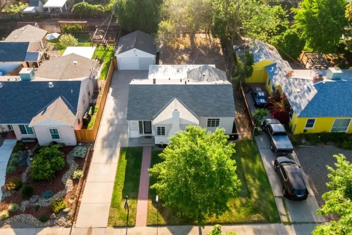 413 Santa Barbara Avenue, Modesto, California 95354