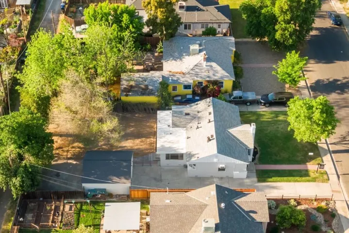 413 Santa Barbara Avenue, Modesto, California 95354