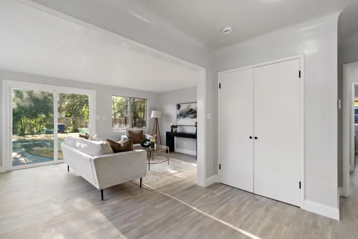 413 Santa Barbara Avenue, Modesto, California 95354