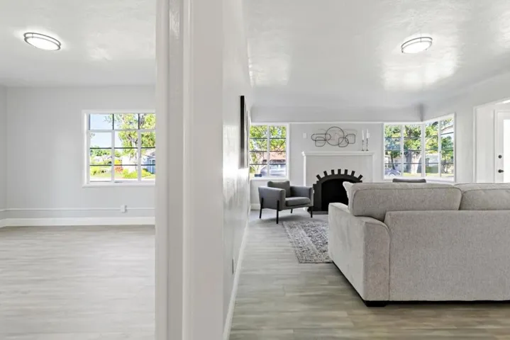 413 Santa Barbara Avenue, Modesto, California 95354