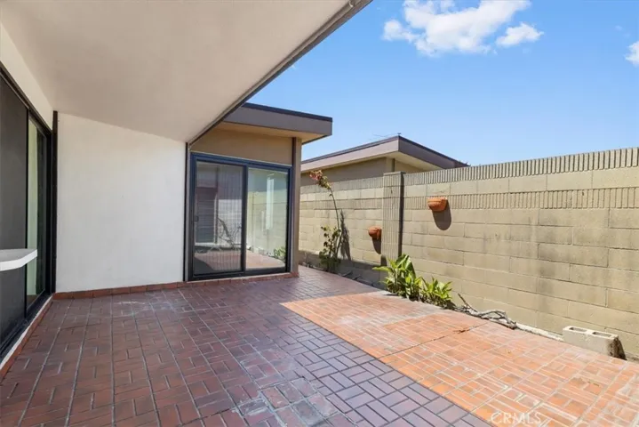 20 Merit Park Drive, Gardena, California 90247