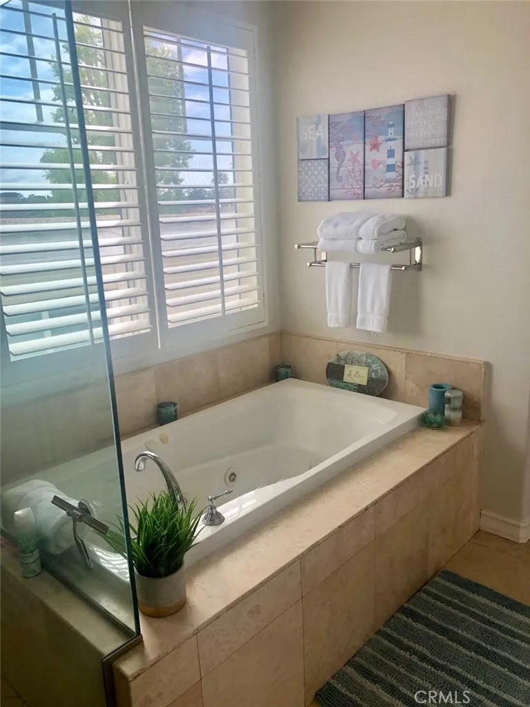 3401 5th Avenue, Corona Del Mar, California 92625 home-pic-32