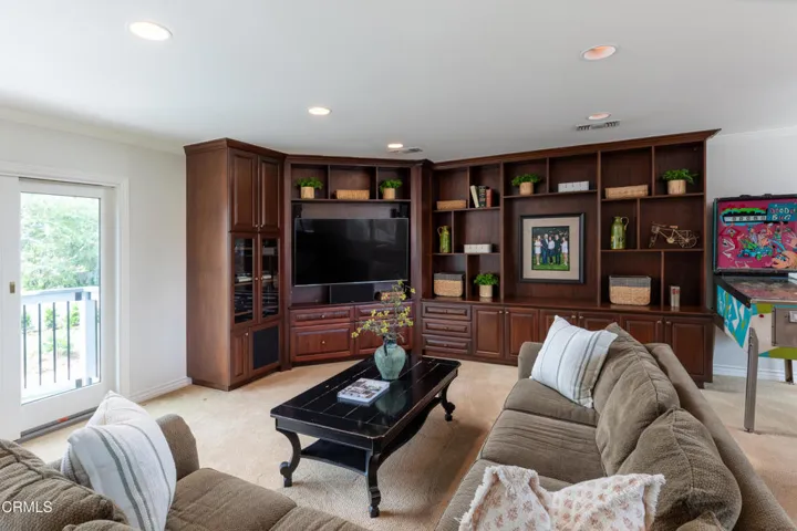 4920 Gould_156_mls