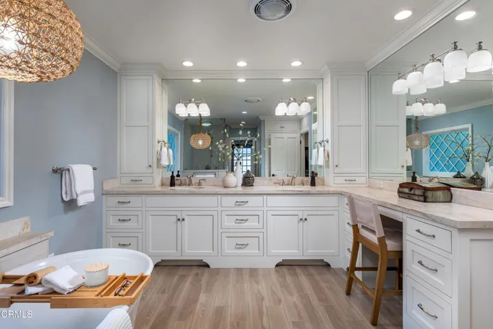 4920 Gould_1655_mls