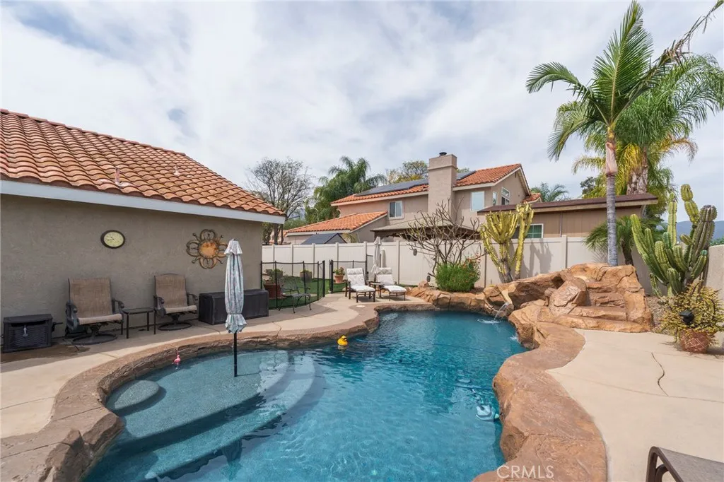 751 Avenida Terrazo, Corona, California 92882 home-pic-35