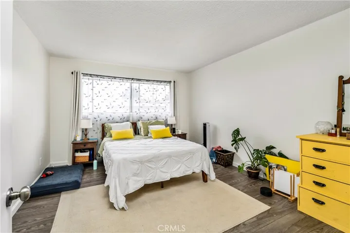 10961 Rose Avenue, Los Angeles, California 90034