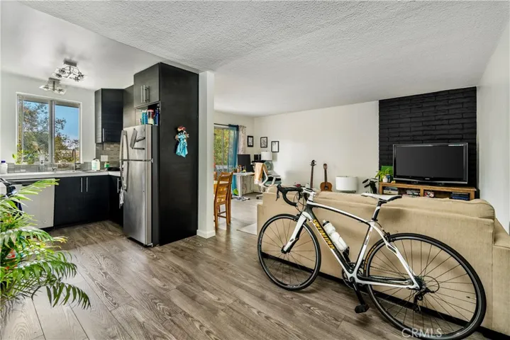 10961 Rose Avenue, Los Angeles, California 90034