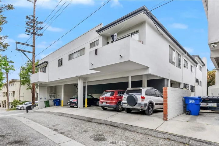 10961 Rose Avenue, Los Angeles, California 90034