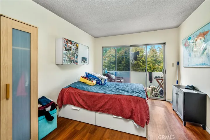 10961 Rose Avenue, Los Angeles, California 90034