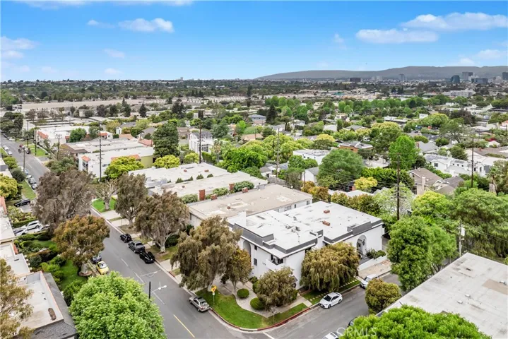 10961 Rose Avenue, Los Angeles, California 90034