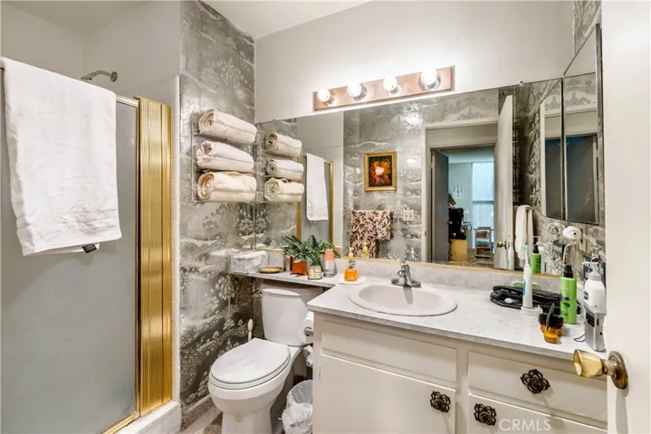 10961 Rose Avenue, Los Angeles, California 90034