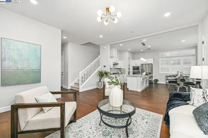 72 Sunflower Hill Way, Pleasanton, California 94566