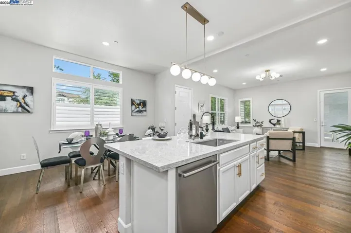 72 Sunflower Hill Way, Pleasanton, California 94566