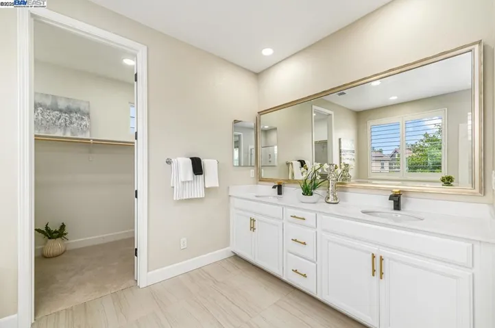 72 Sunflower Hill Way, Pleasanton, California 94566