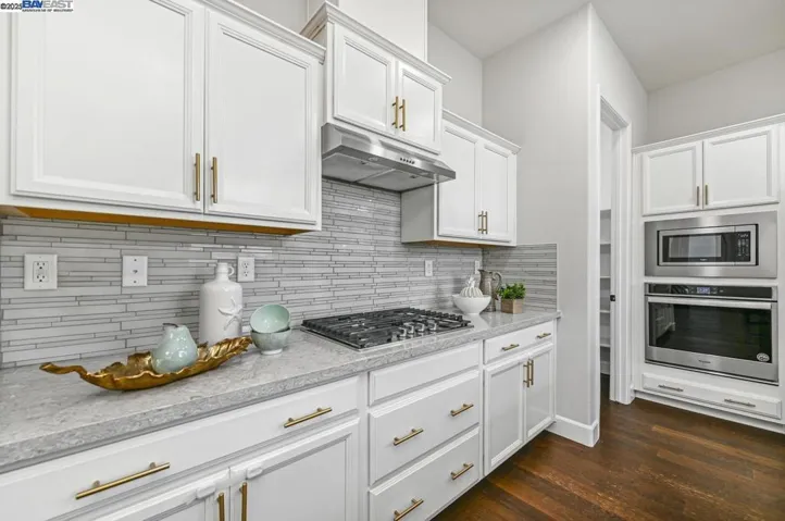 72 Sunflower Hill Way, Pleasanton, California 94566