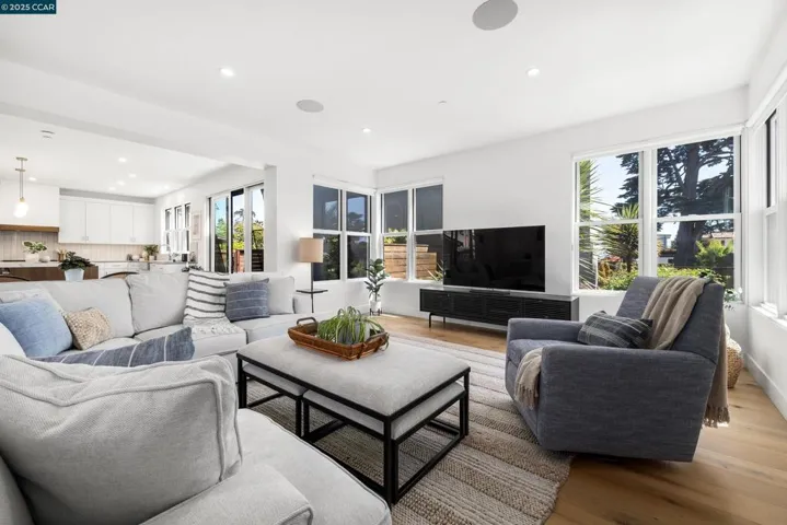 130 Bay Crest Rd, Santa Cruz, California 95062